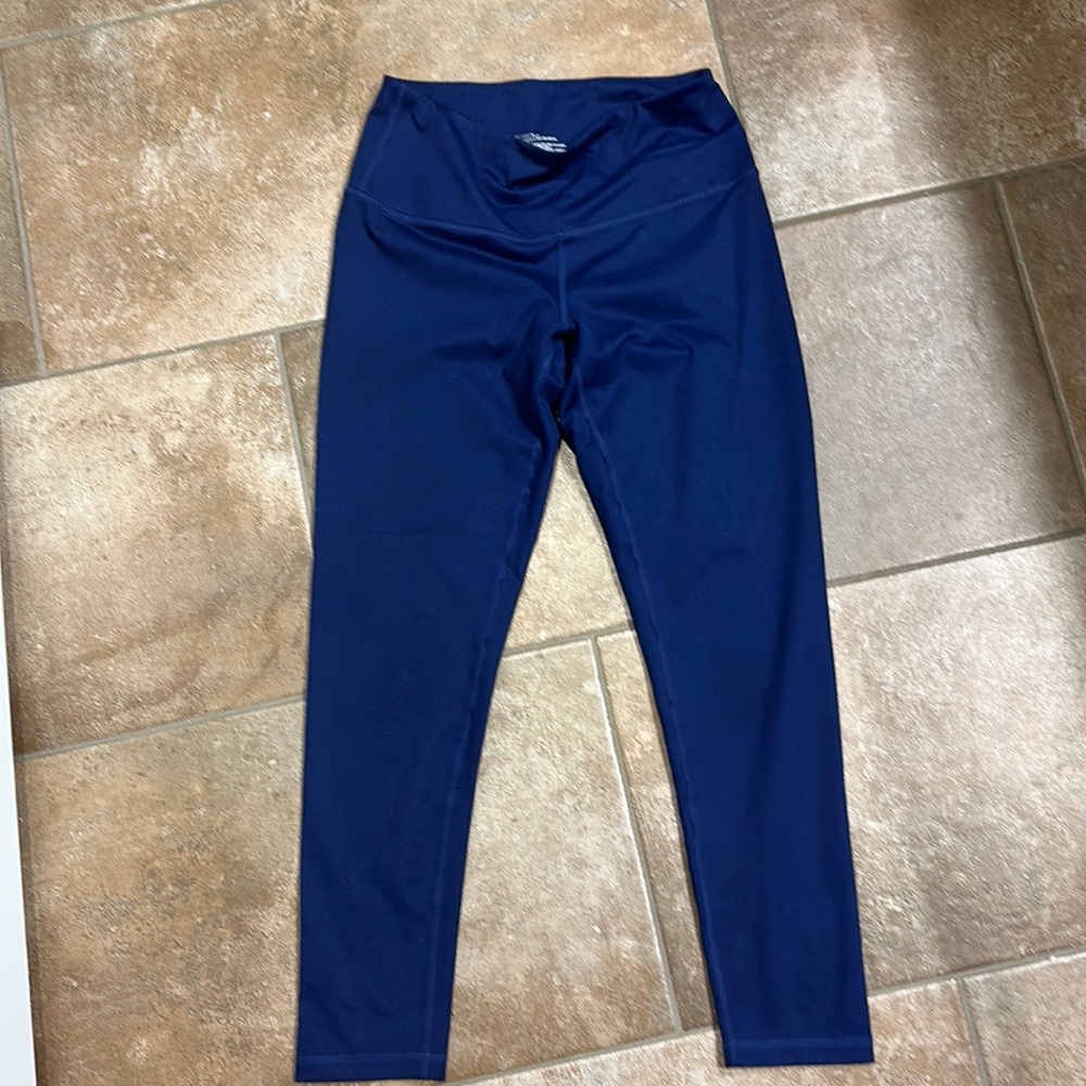 Athletic leggings